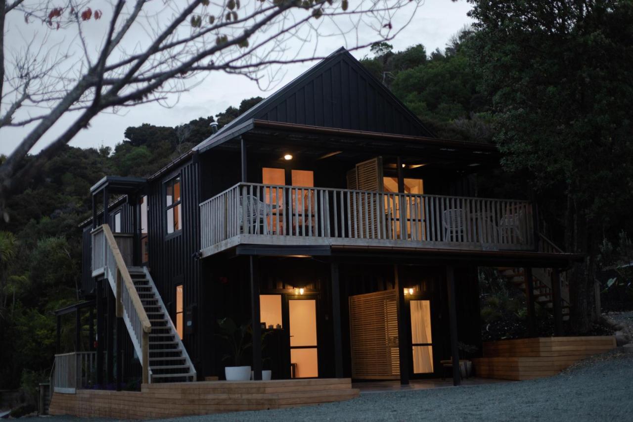 Tui & Nikau Cabins 芒阿法埃 外观 照片